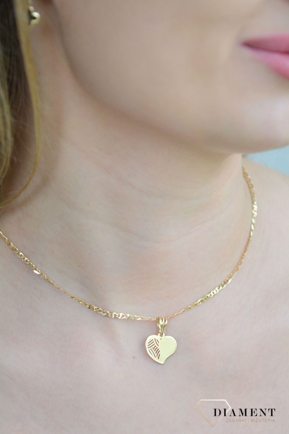 Złota zawieszka 585 ażurowe delikatne Serce ZA 7379.jpg